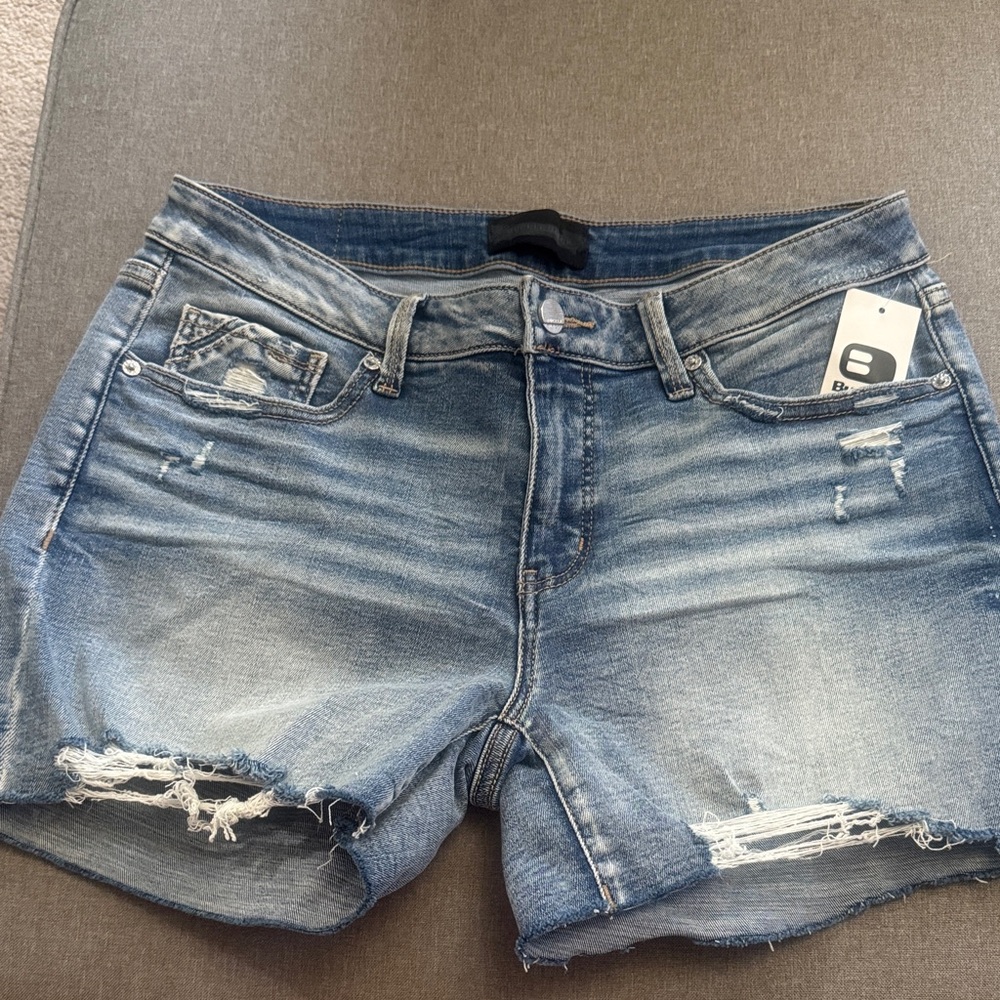 Buckle Blue Jean Shorts Distressed Mid-Thigh